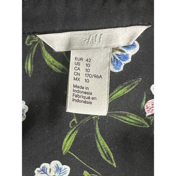 H&M black blue floral long sleeves button shirt size 10 - Picture 3 of 13